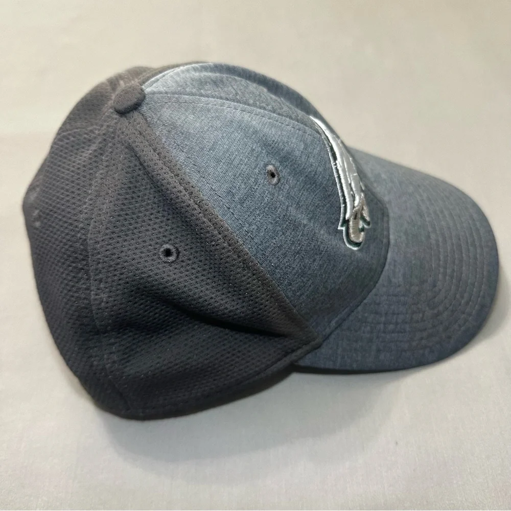 New Era Philadelphia Eagles 39Thirty Hat Cap Medium/Large